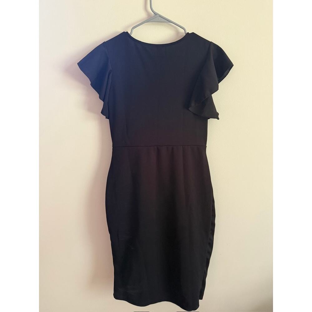 24seven Comfort Apparel Women's V-neck Ruffle Sleeve Knee Length Dress - Picture 7 of 8